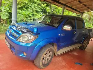 Toyota Hilux 2006 Pickup (Used)