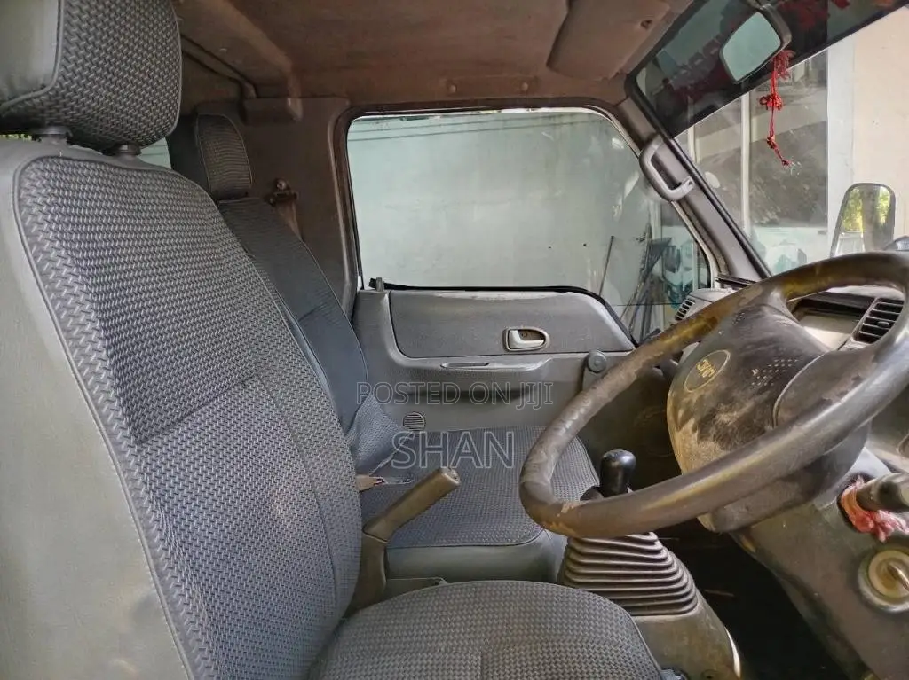 JMC CrewCab 2013 Crew Cab (Used)