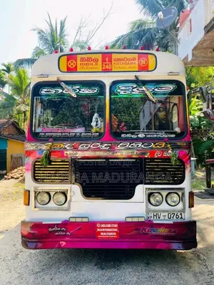 Ashok-Leyland Viking 2004 Bus (Used)