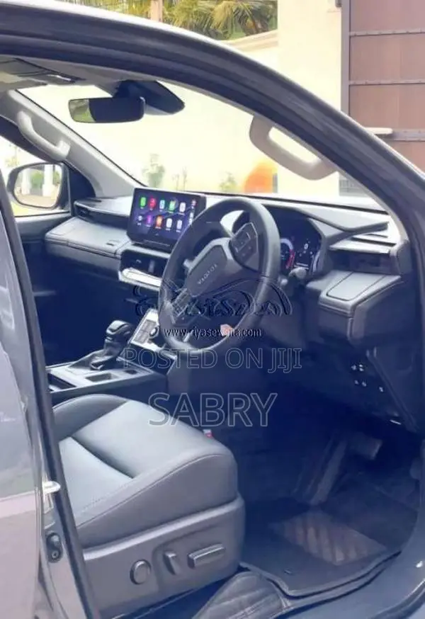 Toyota Hilux Travo Overland Plus 2025 Pickup (Used)