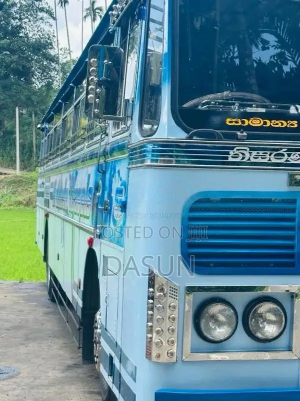 Ashok-Leyland  2019 Bus (Used)