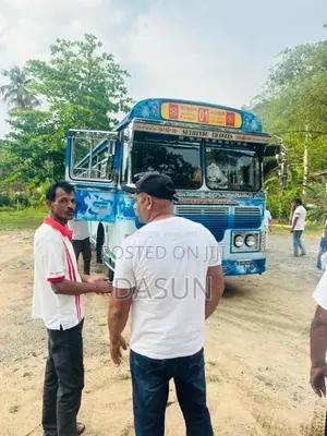 Ashok-Leyland  2019 Bus (Used)