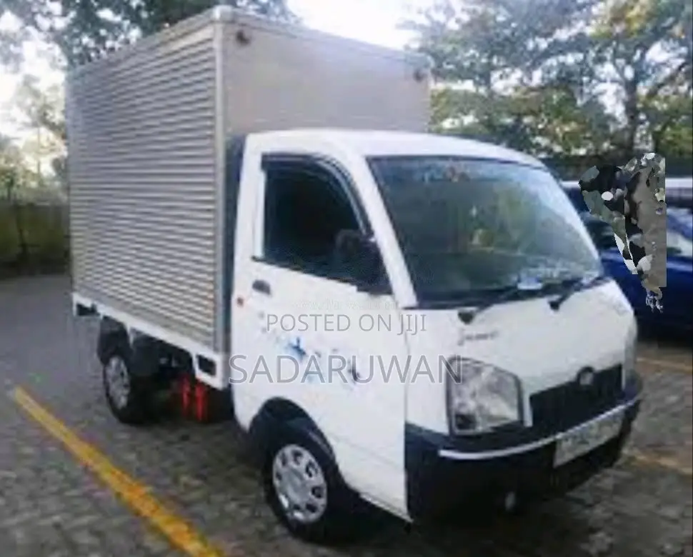 Mahindra Supro Maxi 2017 Lorry (Used)