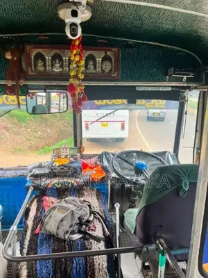 Ashok-Leyland Ruby 2006 Bus (Used)