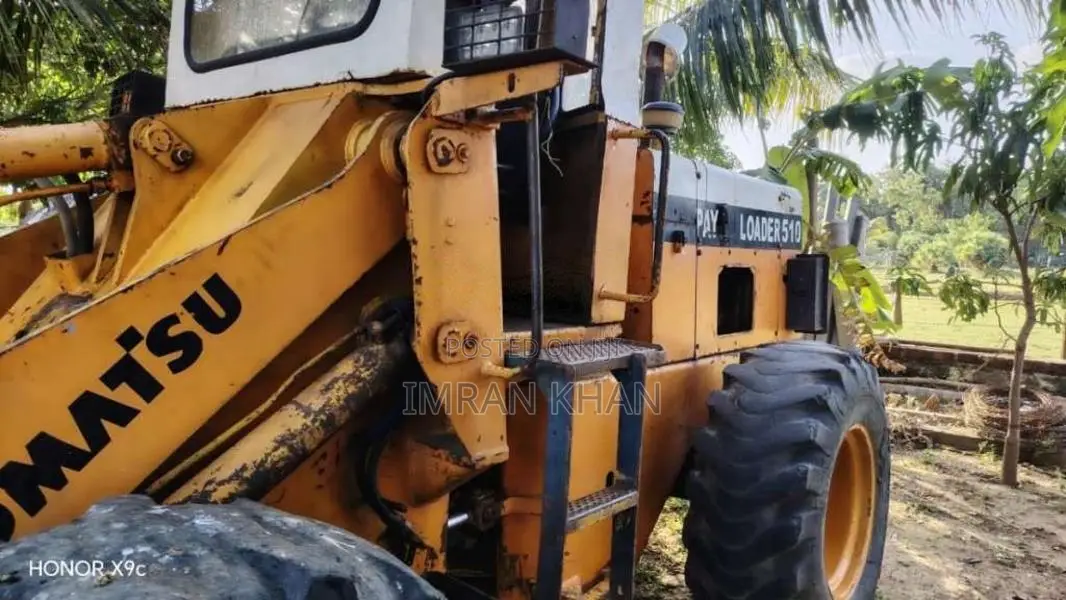 Komatsu Payloader 510-3 2012 Heavy-Duty (Used)