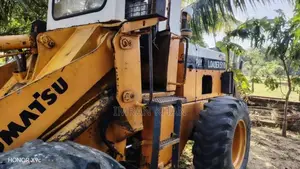Komatsu Payloader 510-3 2012 Heavy-Duty (Used)