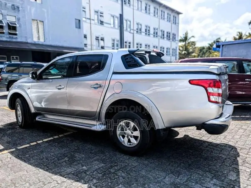 Mitsubishi L200 Sportero 2017 Pickup (Used)