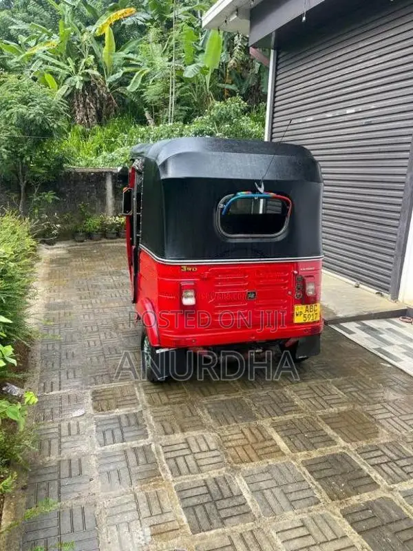 Bajaj RE 4 Stroke 2015 Three Wheel (Used)