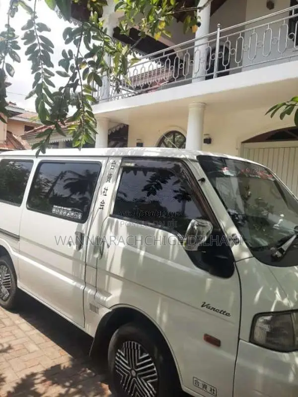 Nissan Vanette 2012 Van (Used)