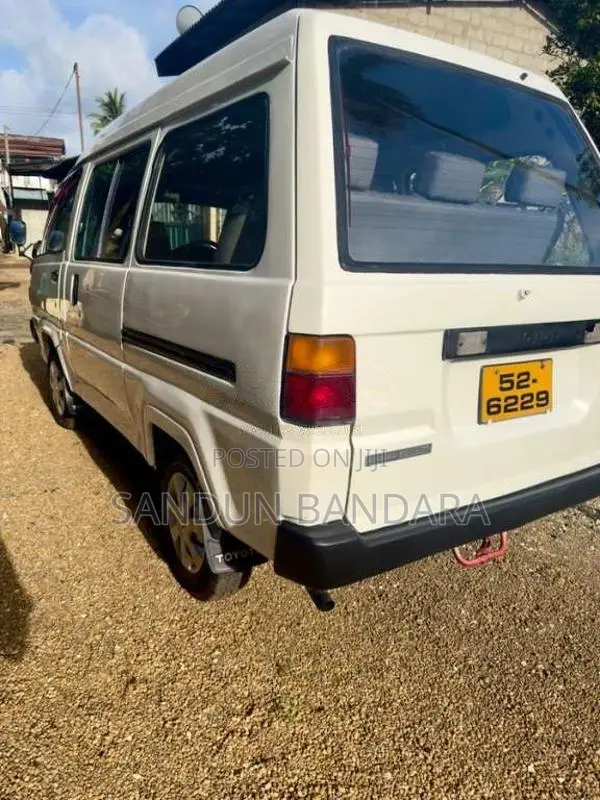 Toyota LiteAce 1989 Van (Used)