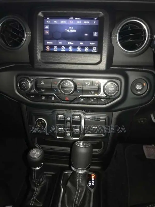 Jeep Wrangler 2018 SUV (Used)