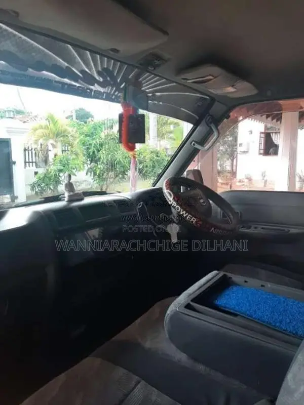 Nissan Vanette 2012 Van (Used)