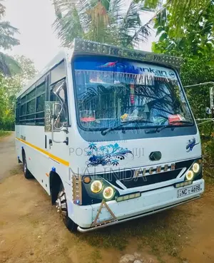 Eicher Starline 2015 Bus (Used)