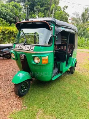 Bajaj 4 Stroke 2012 Three Wheel (Used)