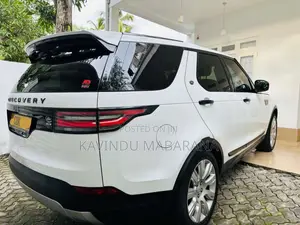 Land-Rover Discovery 4 2018 SUV (Used)