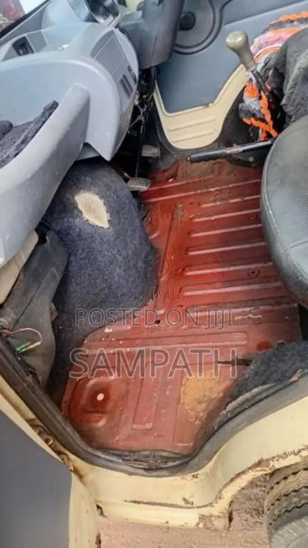 Tata Dimo Batta 2011 Lorry (Used)