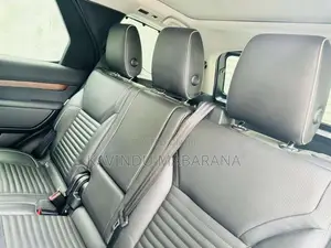 Land-Rover Discovery 4 2018 SUV (Used)