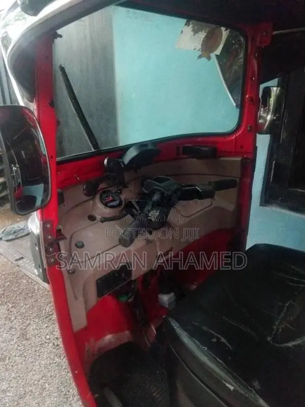 Bajaj RE 2015 Three Wheel (Used)