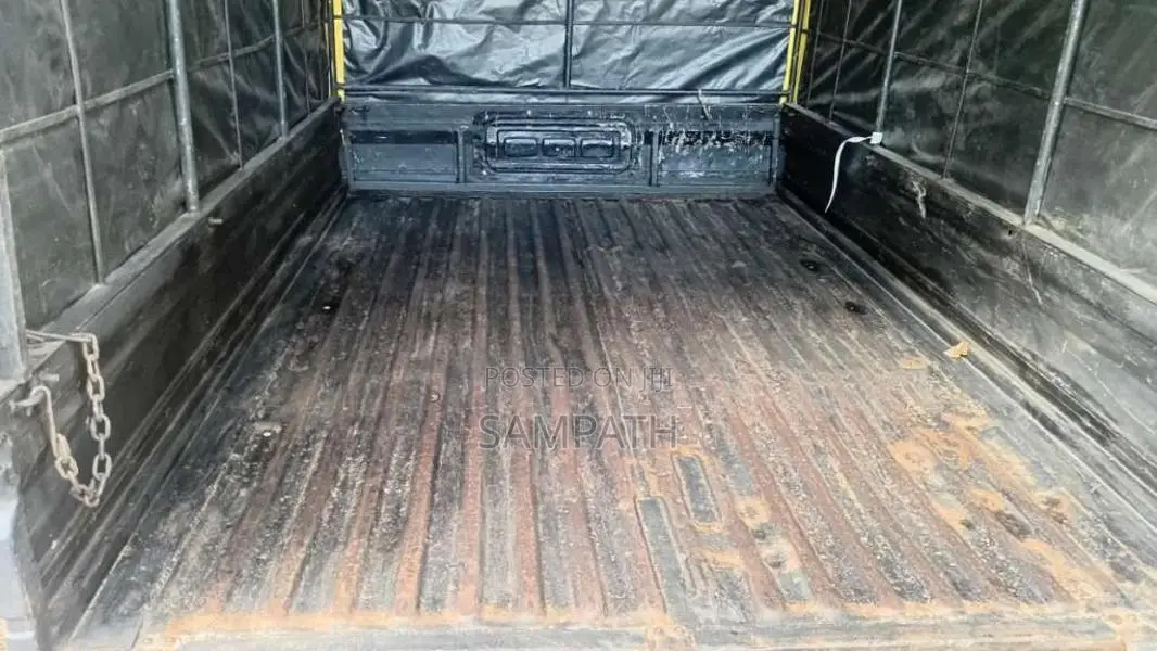 Tata Dimo Batta 2011 Lorry (Used)