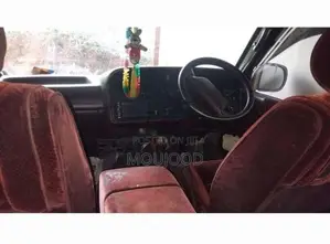 Toyota Dolphin 1991 Van (Used)