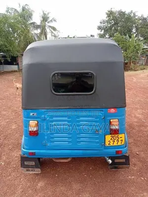 Bajaj RE 1999 Three Wheel (Used)