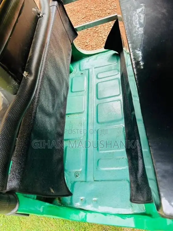 Bajaj 4 Stroke 2012 Three Wheel (Used)