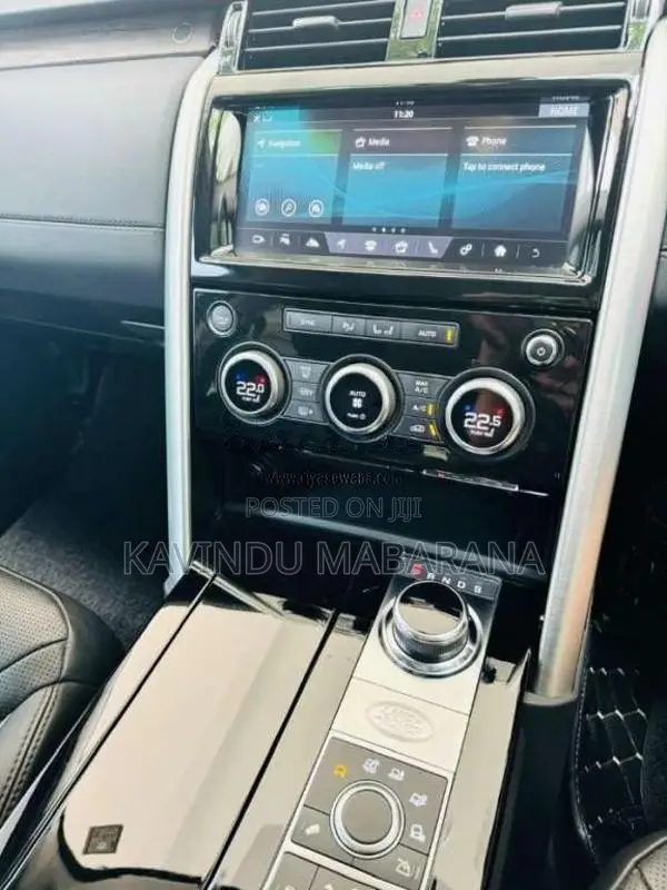 Land-Rover Discovery 4 2018 SUV (Used)