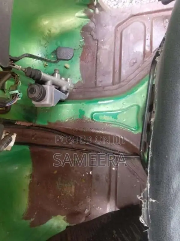 Bajaj RE 205 2014 Three Wheel (Used)