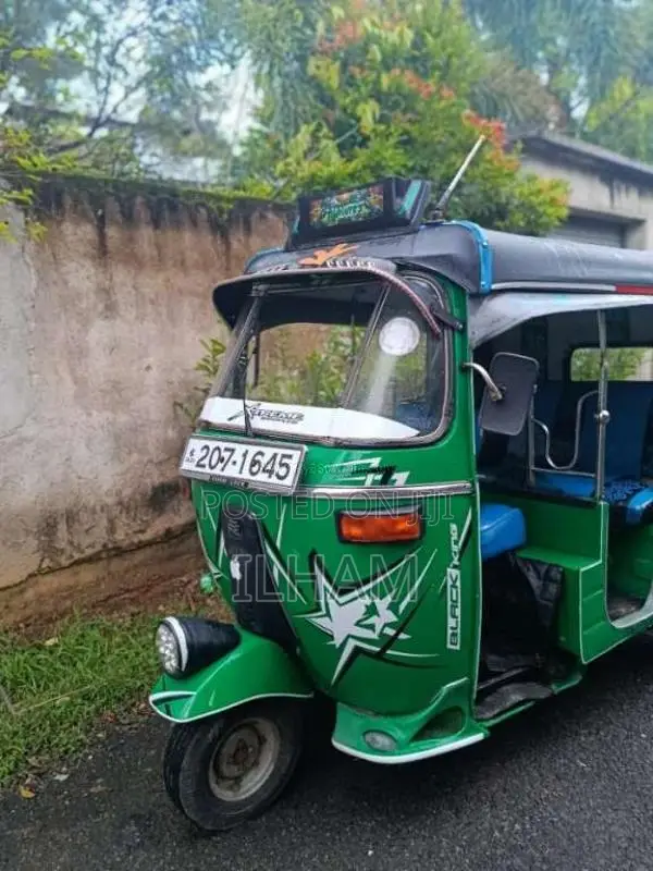 Bajaj 2 Stroke 2000 Three Wheel (Used)