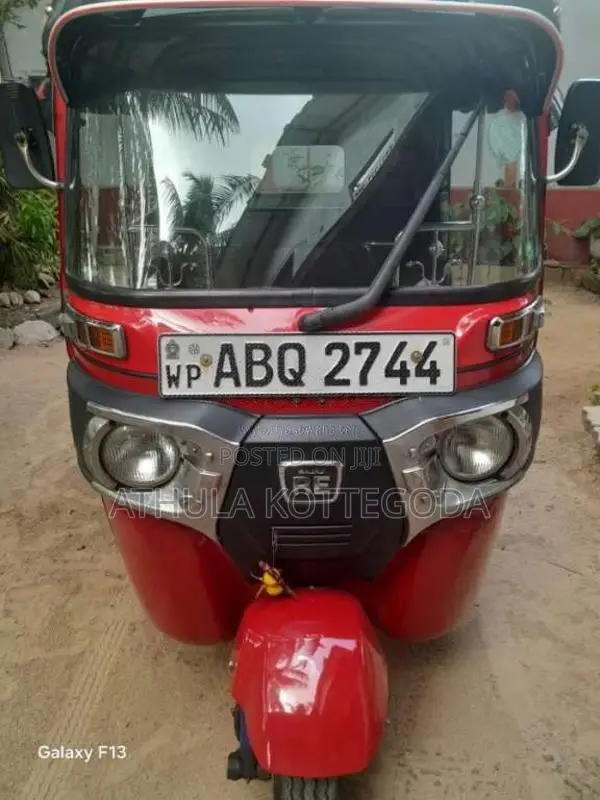 Bajaj 4 Stroke 2017 Three Wheel (Used)