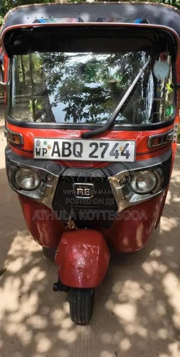 Bajaj 4 Stroke 2017 Three Wheel (Used)