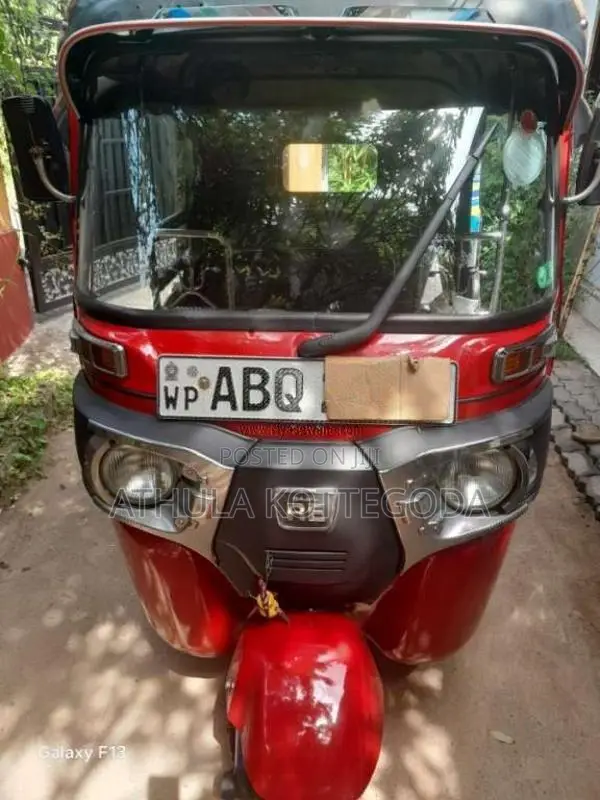 Bajaj 4 Stroke 2017 Three Wheel (Used)