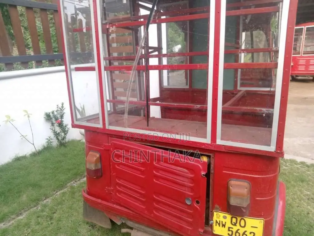 Bajaj 4 Stroke 2008 Three Wheel (Used)