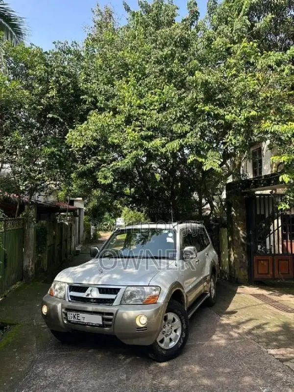 Mitsubishi Montero 2006 SUV (Used)
