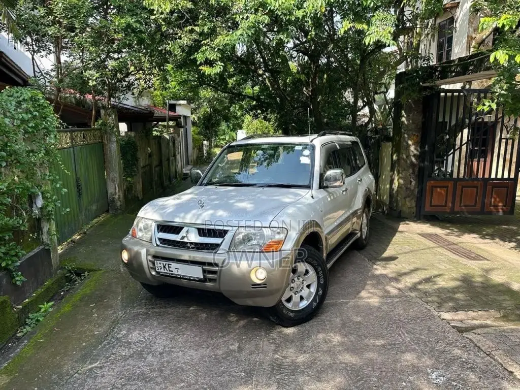 Mitsubishi Montero 2006 SUV (Used)