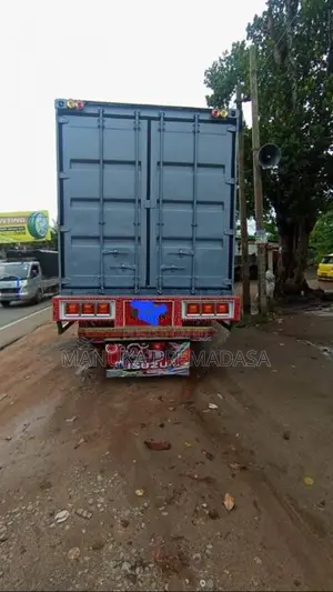 Isuzu Ftr 2007 Lorry (Used)