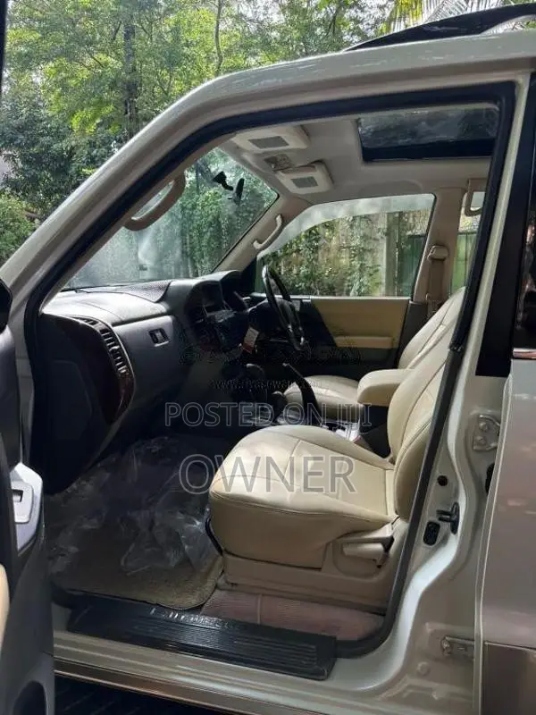 Mitsubishi Montero 2006 SUV (Used)