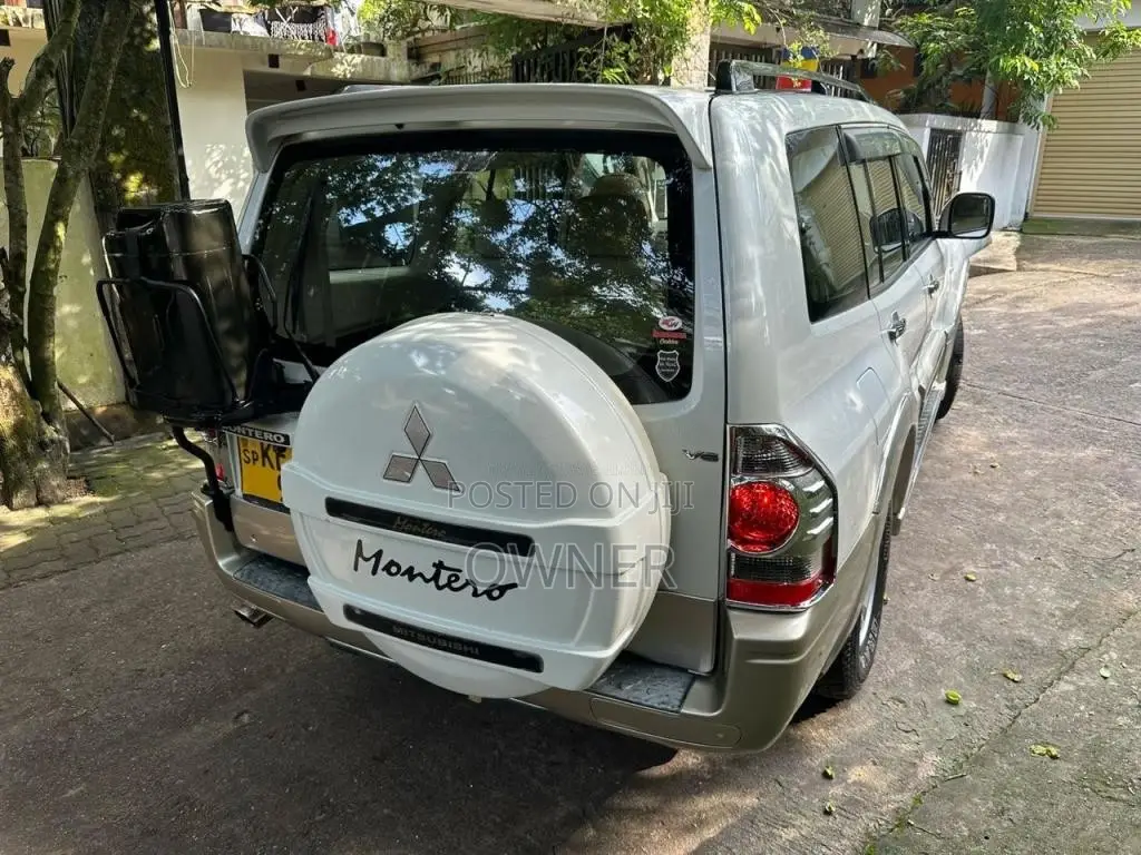 Mitsubishi Montero 2006 SUV (Used)