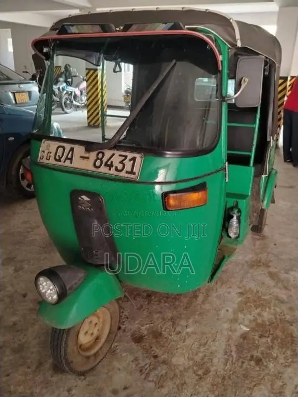 Bajaj RE 2 STROKE 2005 Three Wheel (Used)