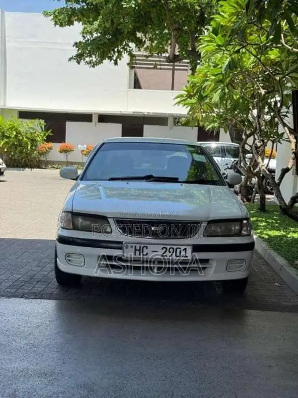 Nissan FB15 2000 Car (Used)