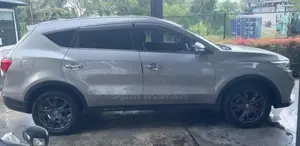 DFSK Glory I-Auto 2022 SUV (Used)
