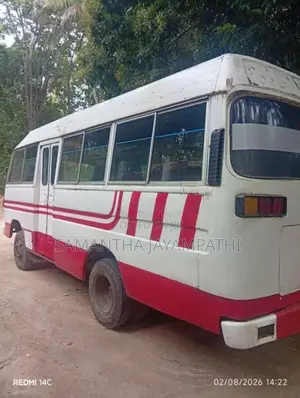 Mitsubishi Rosa 1982 Bus (Used)