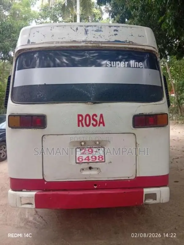 Mitsubishi Rosa 1982 Bus (Used)