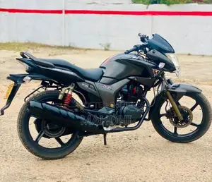 Hero-Honda Hunk 2012 Motorbike (Used)