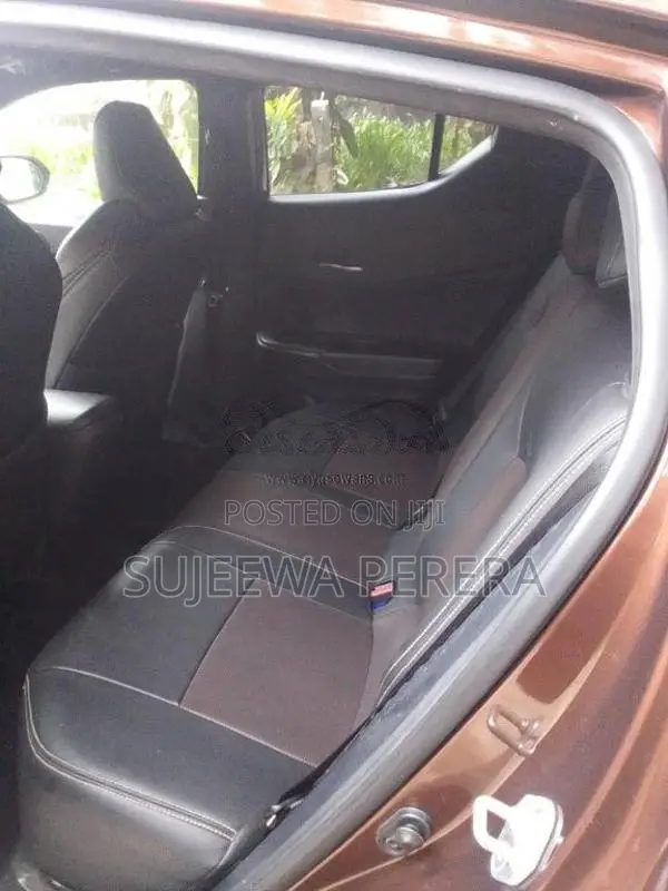 Toyota NGX50 2018 SUV (Used)