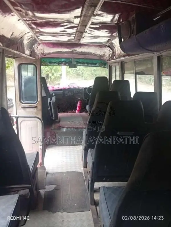 Mitsubishi Rosa 1982 Bus (Used)