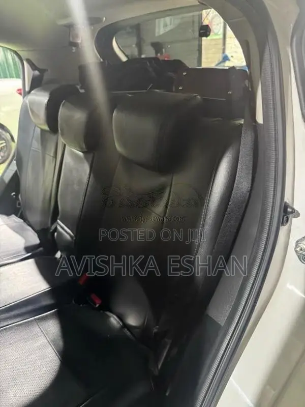 Honda Vezel 2014 SUV (Used)