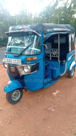 Bajaj 4 stroke 2014 Three Wheel (Used)