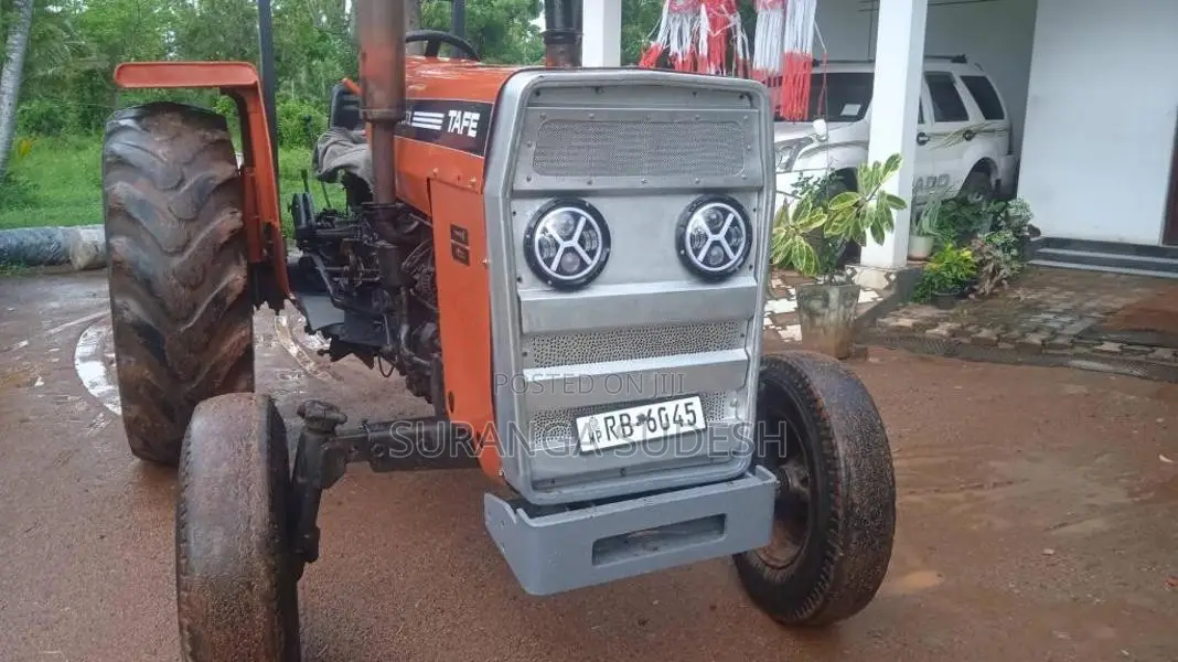 TAFE DL 2008 Tractor (Used)