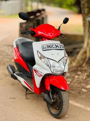 Honda Dio 2015 Motorbike (Used)
